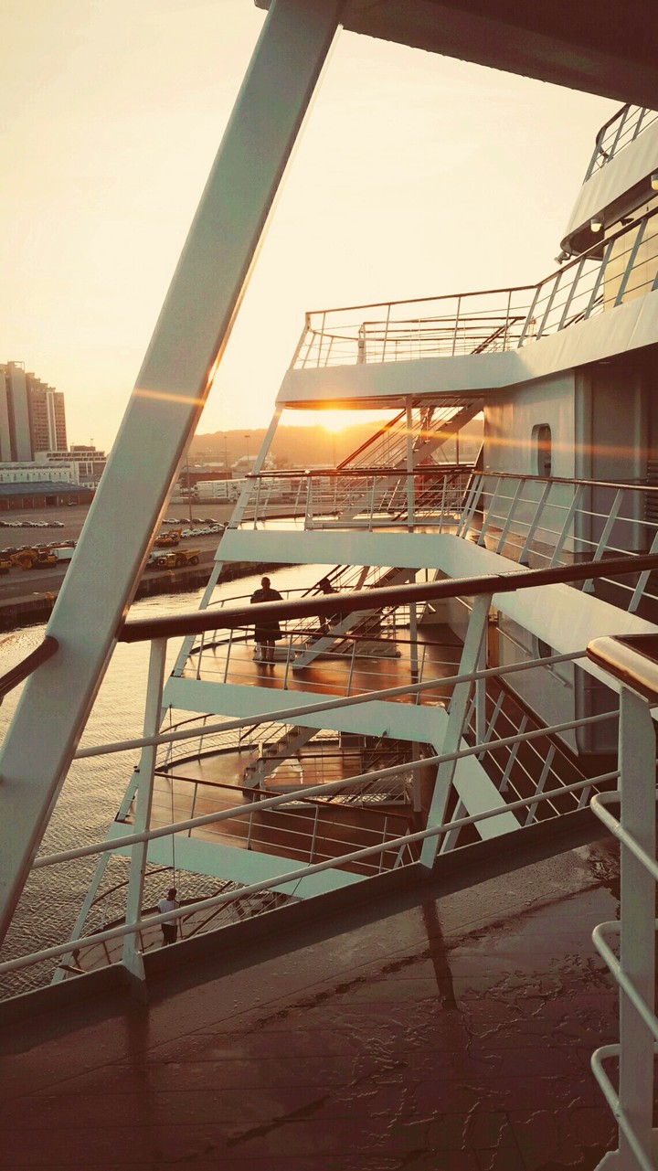 cruise ship
