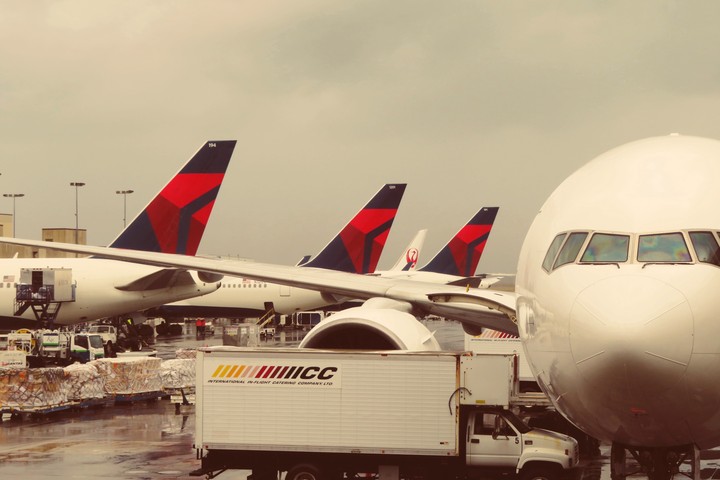 airplane