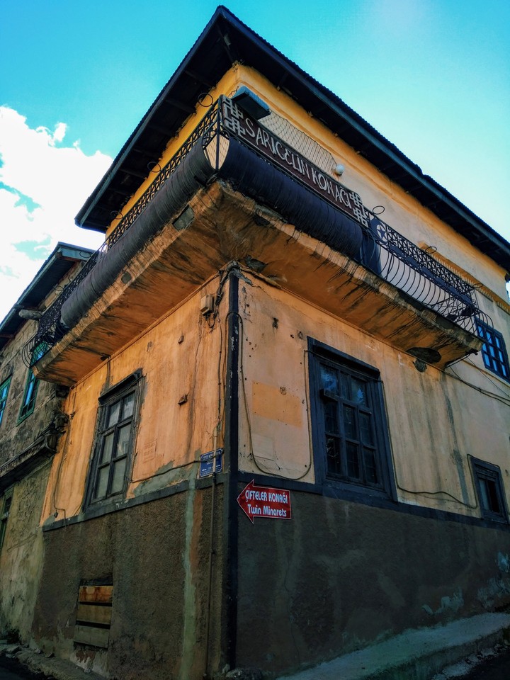 Sarı Gelin Konağı