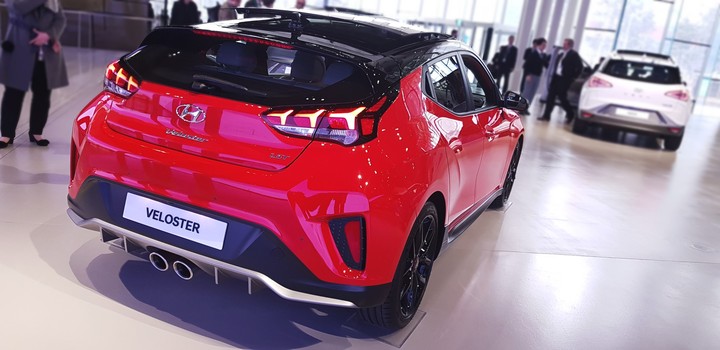 Veloster