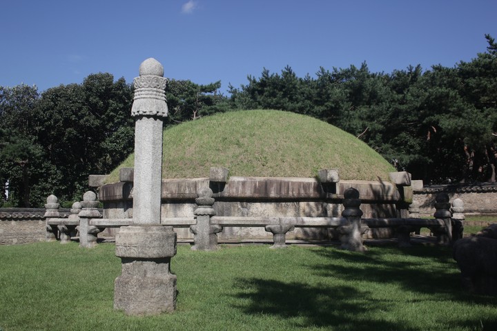Grave