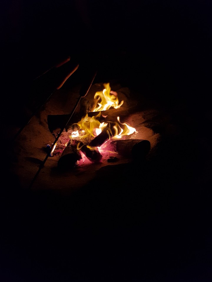 The night is still long