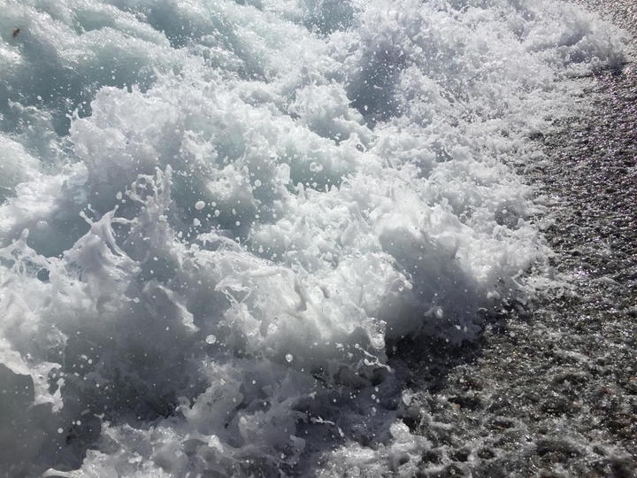 wave