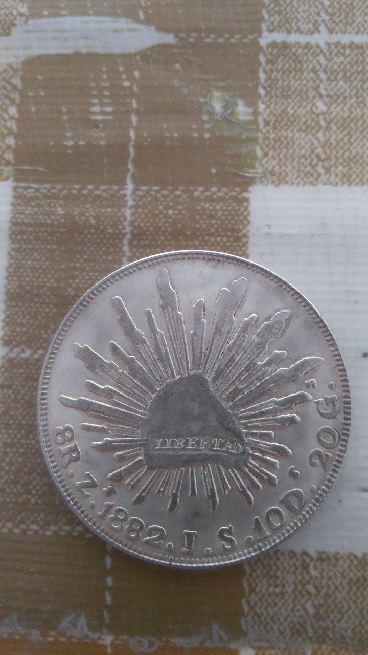 8 reales