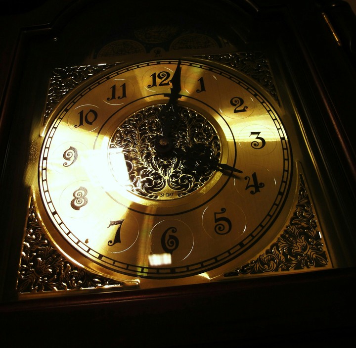 golden clock