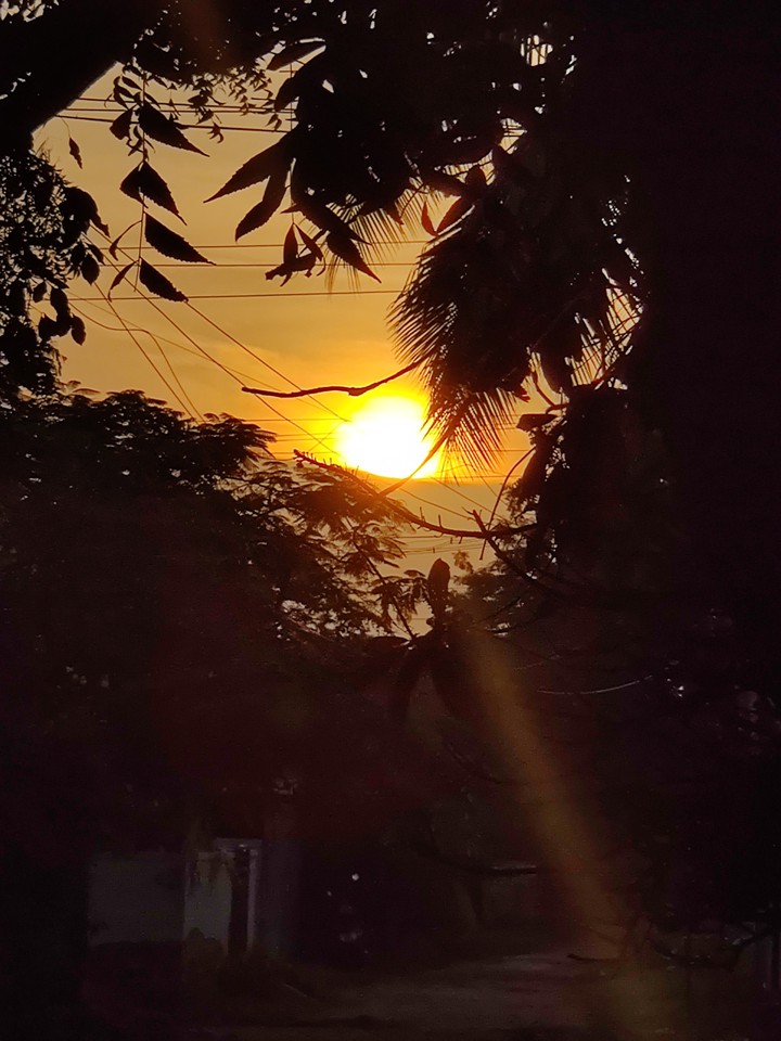 Sunrise :street view...