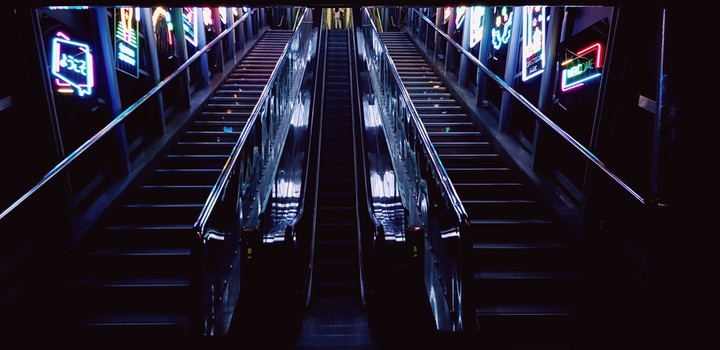 escalator