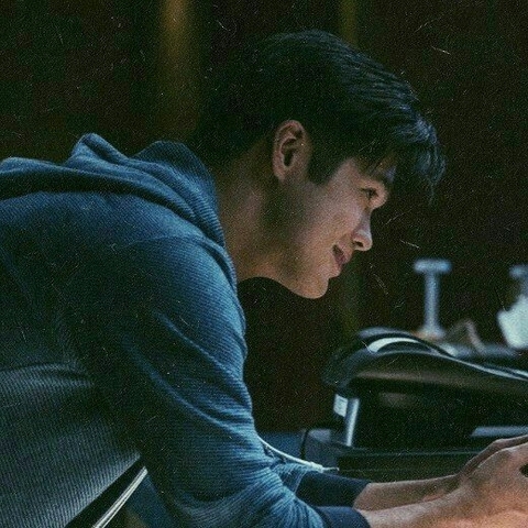 *boy*
