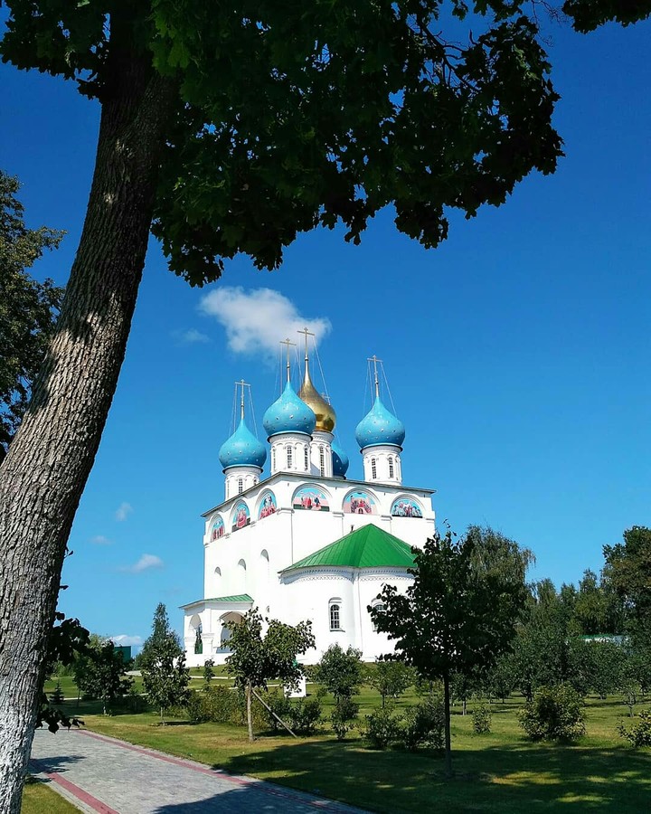 Монастырь мужской