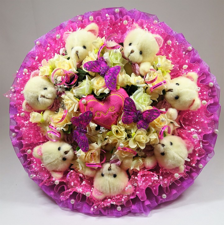 Bouquet of toys
