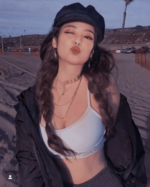 BLACKPINK Jenny Singer