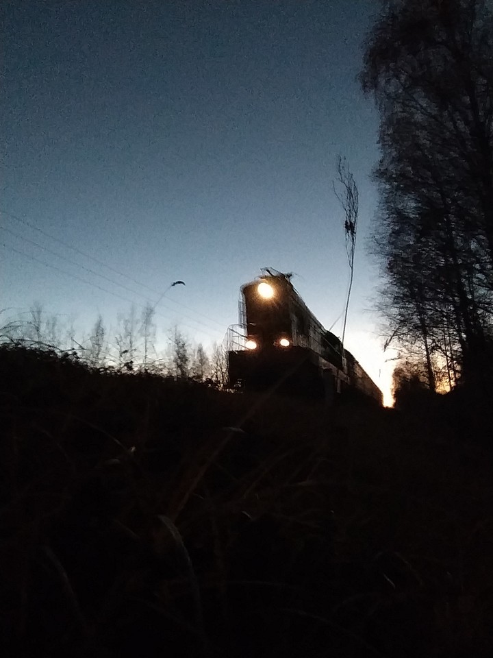 поезд