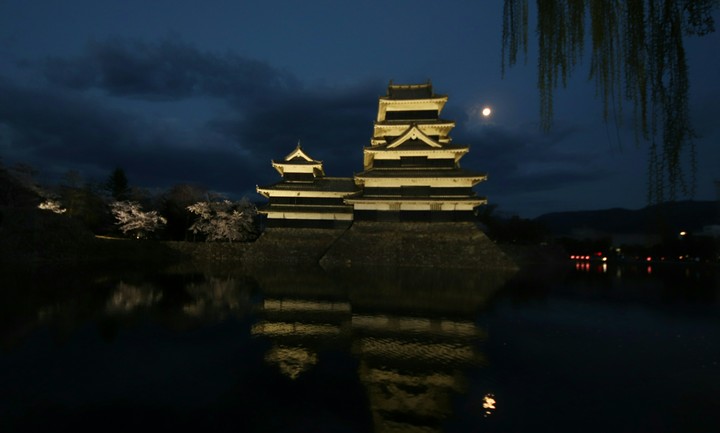 松本城