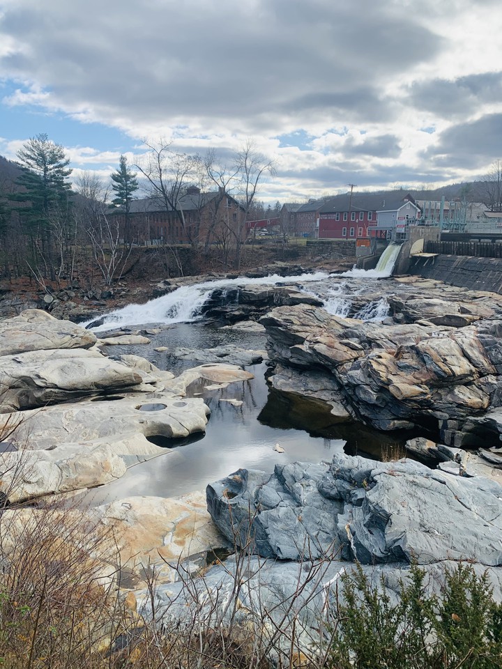 Shelburne Falls, MA
