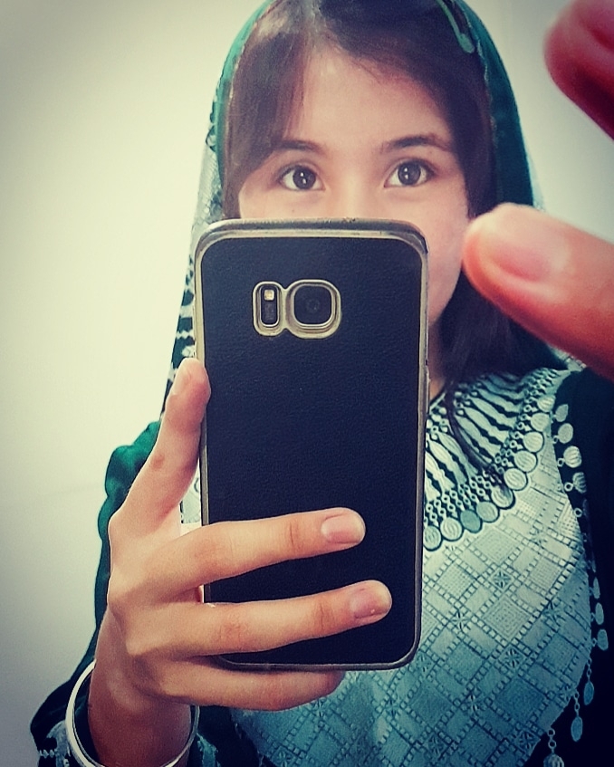 afghan girl