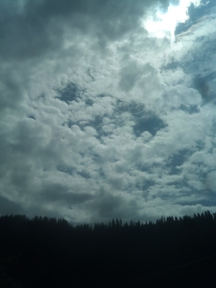небо