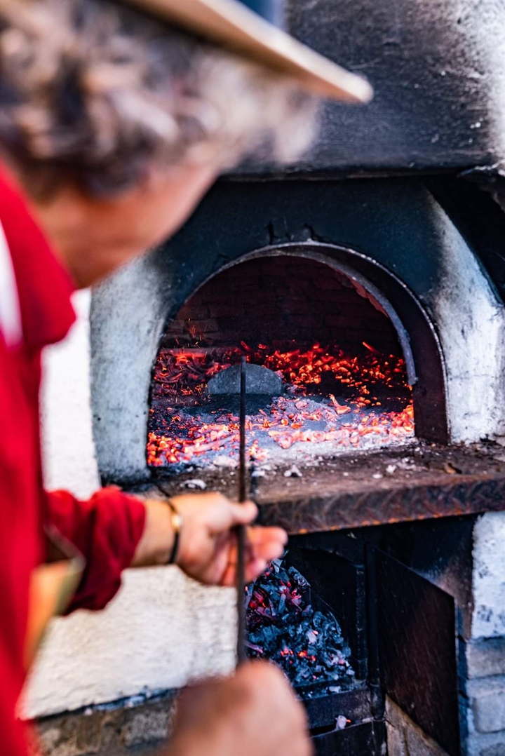 Cooking outside Has a long tradition in Greece ✌️♥️