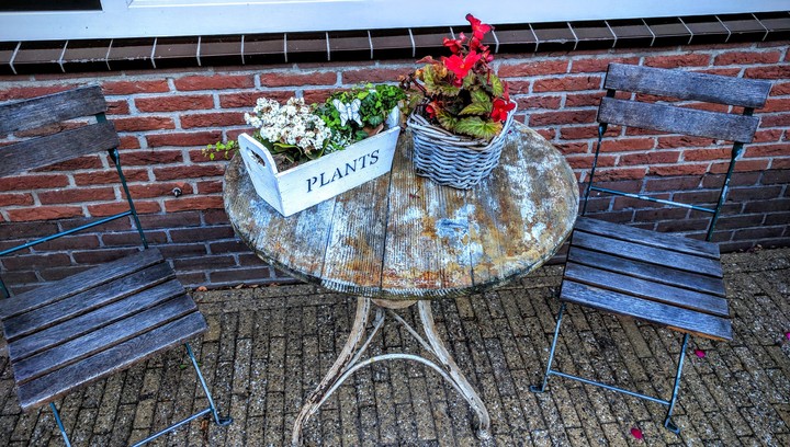 Garden table