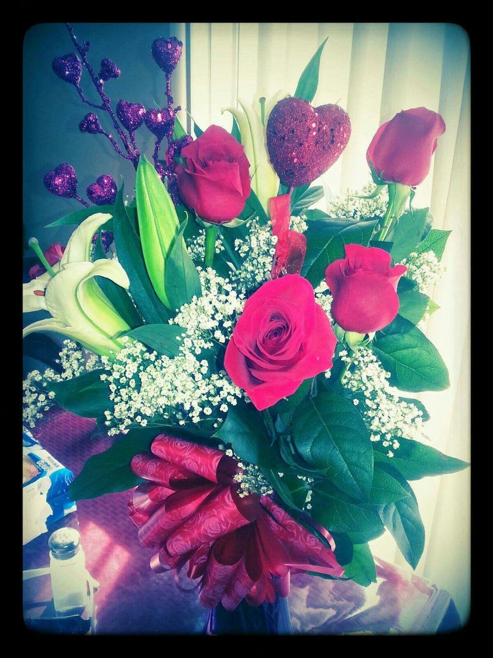 red roses