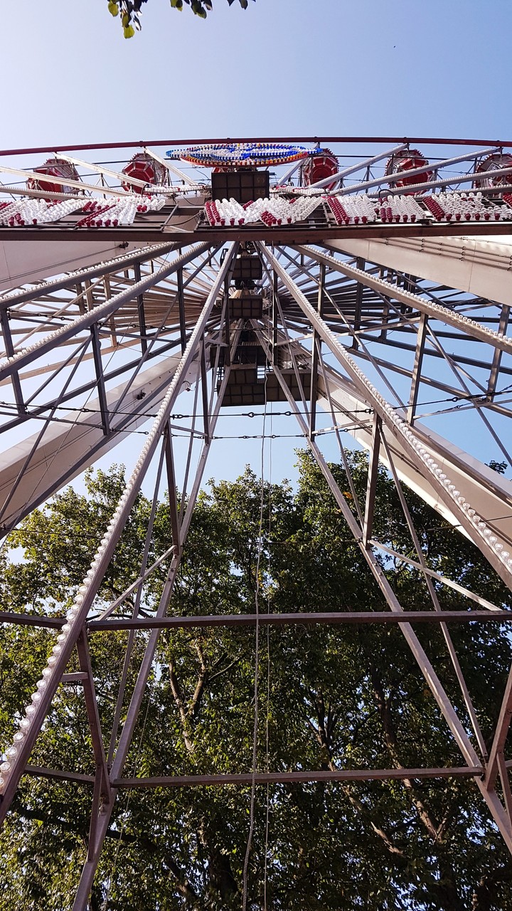 ferris wheel