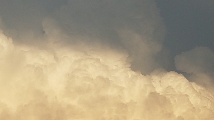 fluffy cloud