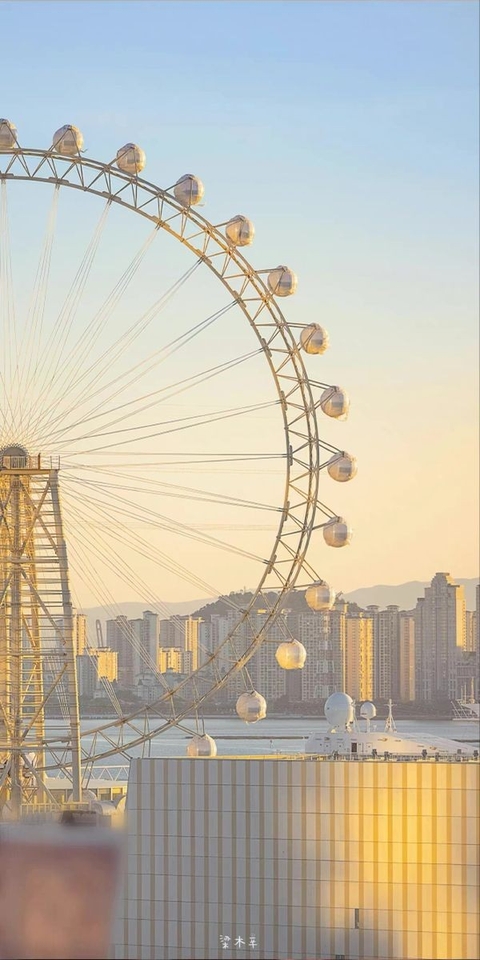 רקעים metropolis, Ride