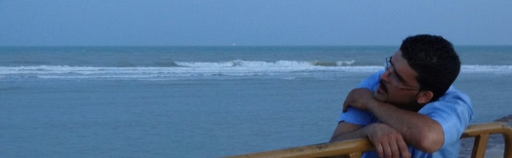 I am on the shore of Bushehr portاینجا بوشهراست