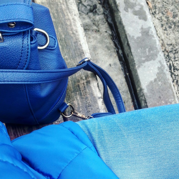mini blue