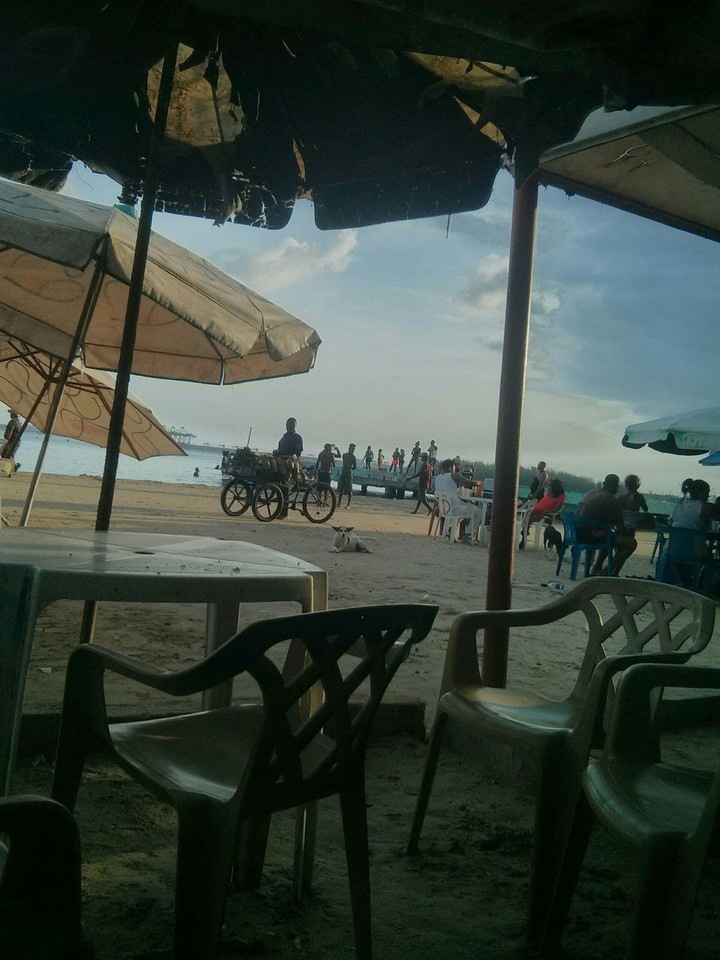 Buceo bajo sombrilla