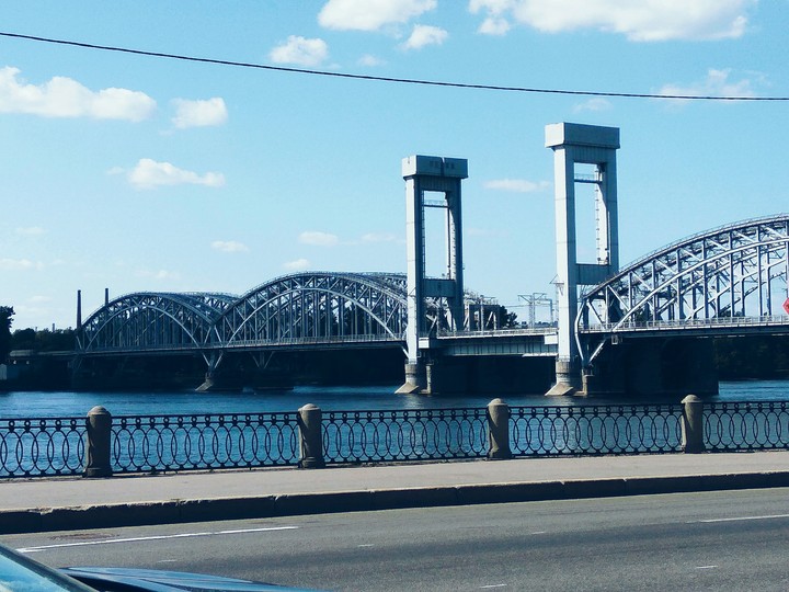 Большеохтинский  мост