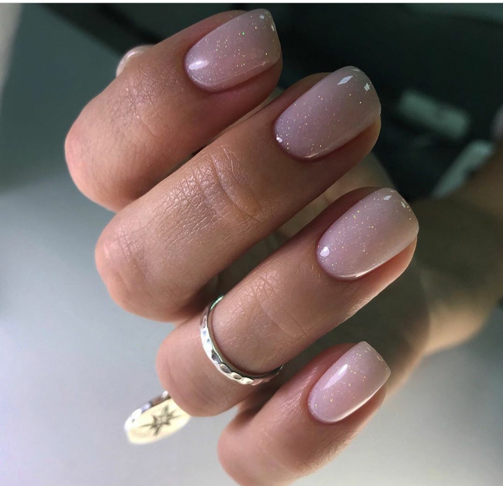 nails