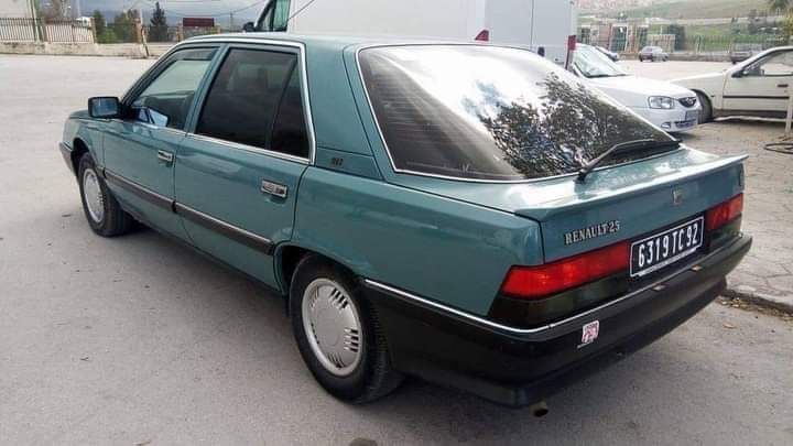 R 25 renault
