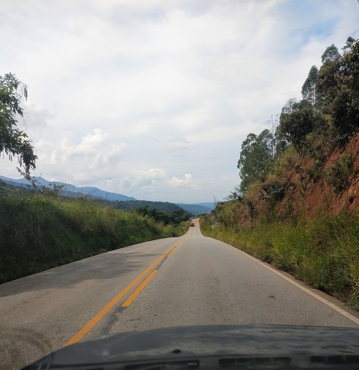 estradas Rio Manso MG