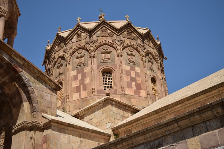 Saint Stepanos Monastery