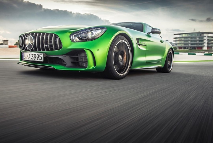 Mercedes Benz AMG GTR