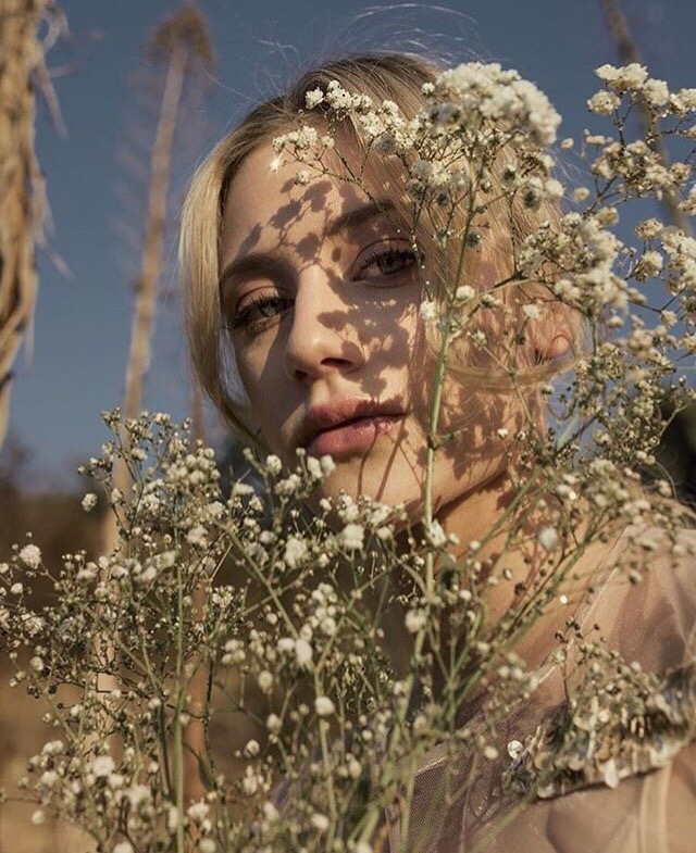 Lili Reinhart