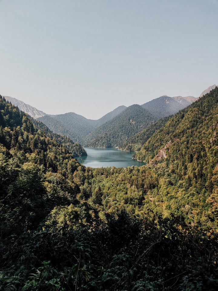Ritsa lake