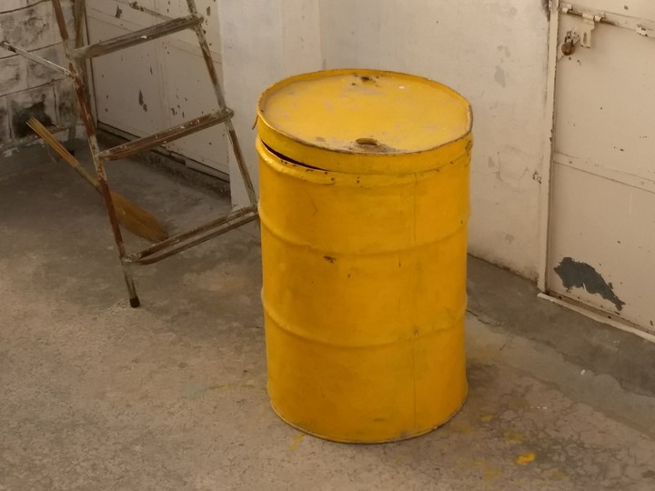 yellow box