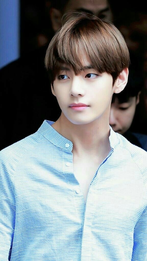handsome taehyung