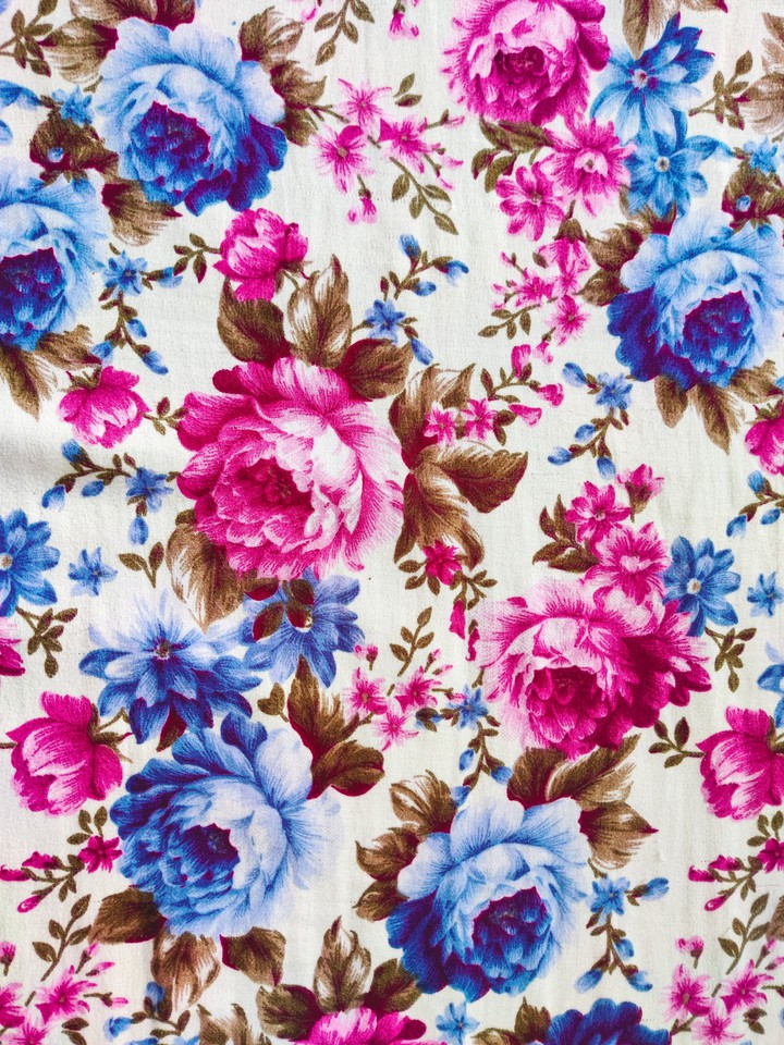 texture of the bedsheet