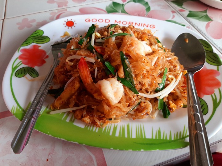 Pad Thai Goong Sod