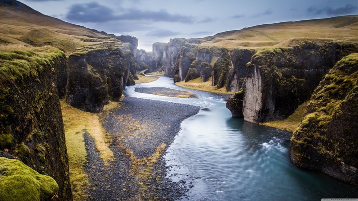 Iceland canyon