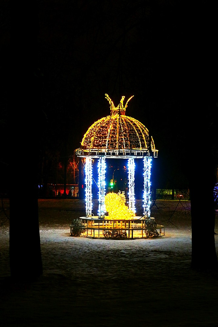 Throne of the snow queen