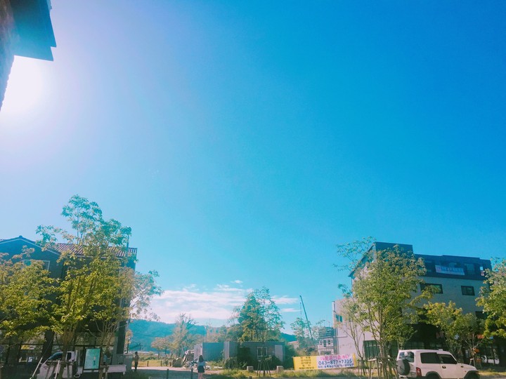 blue sky on the city