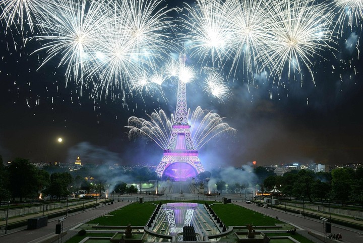 celebration at Eiffel Tower