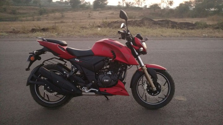 Apache RTR 200 4V