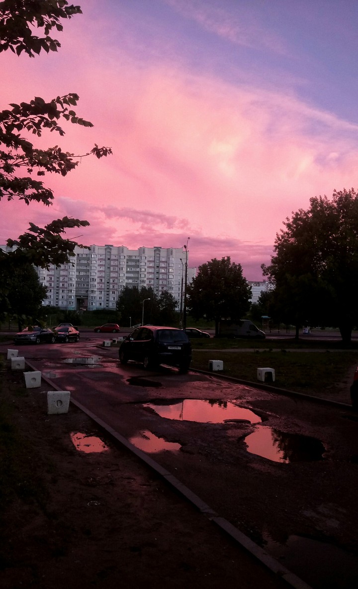 Pink sunset in Minsk