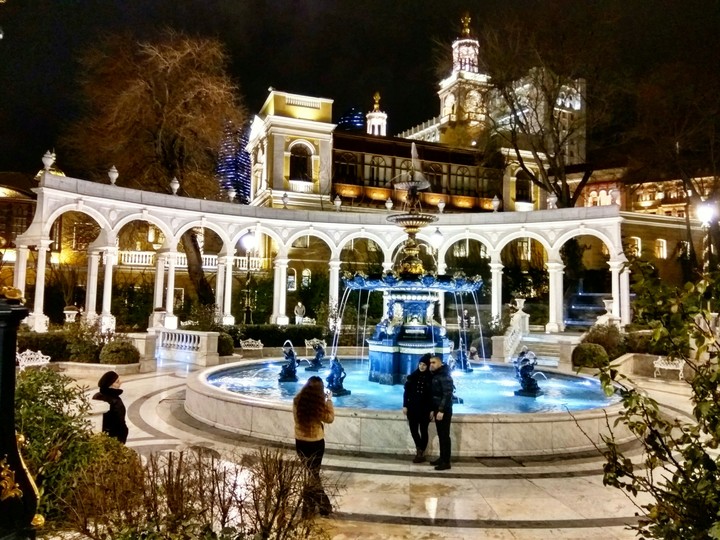 filarmony garden in Baku