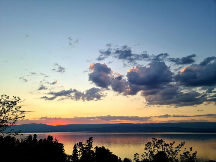 Sunset lake