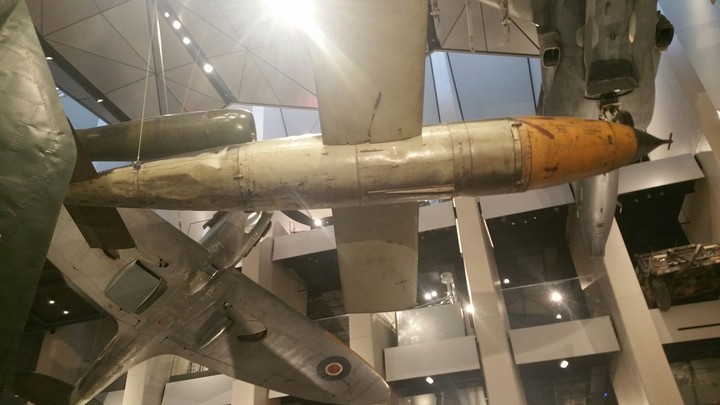 v1